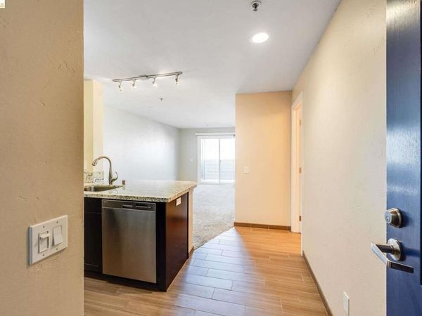 6400 6400 Christie Ave, Unit 3408, Emeryville, CA 94608