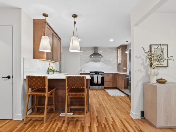 5521 W 42nd Street, Saint Louis Park, MN 55416