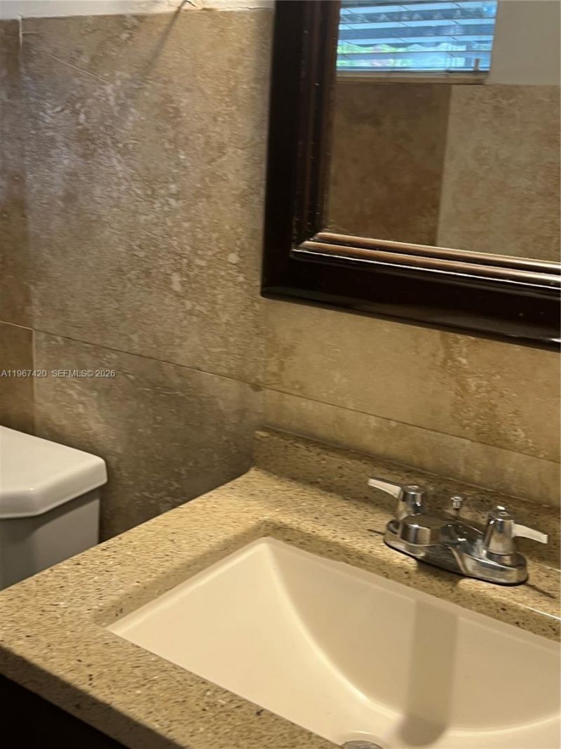 427 Santander Ave, Unit 101, Coral Gables, FL 33134 Photo