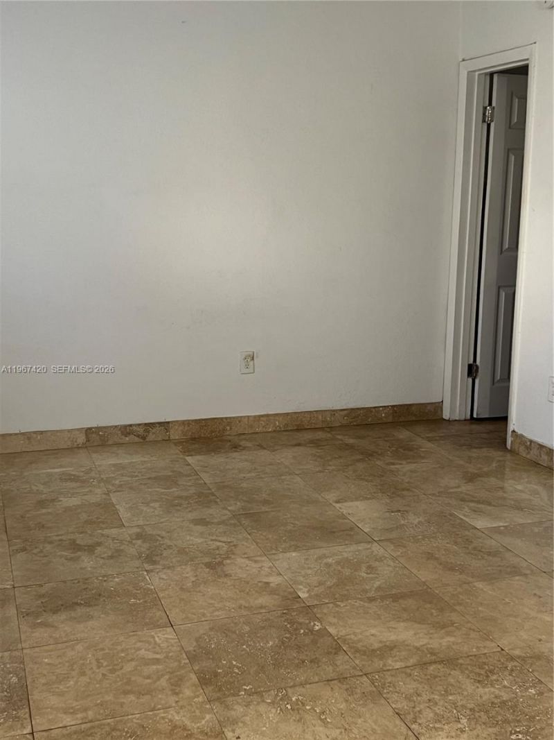 427 Santander Ave, Unit 101, Coral Gables, FL 33134 Photo