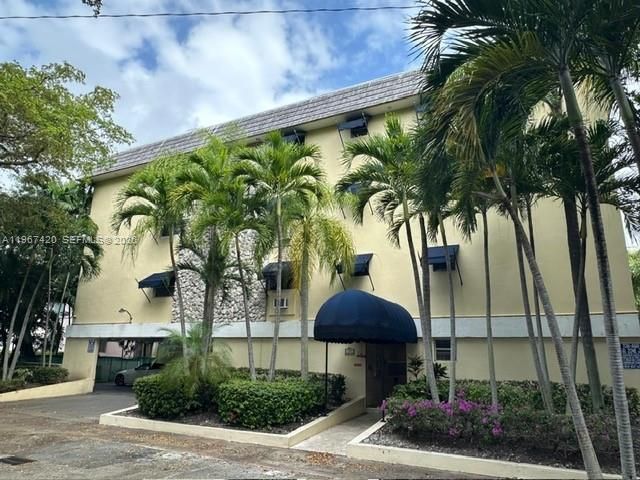 427 Santander Ave, Unit 101, Coral Gables, FL 33134 Photo