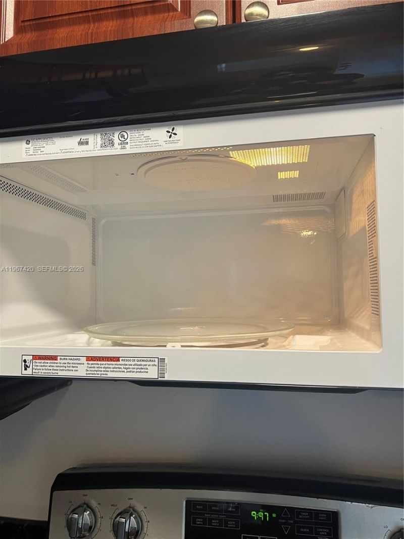 427 Santander Ave, Unit 101, Coral Gables, FL 33134 Photo