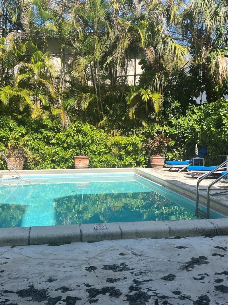 427 Santander Ave, Unit 101, Coral Gables, FL 33134 Photo