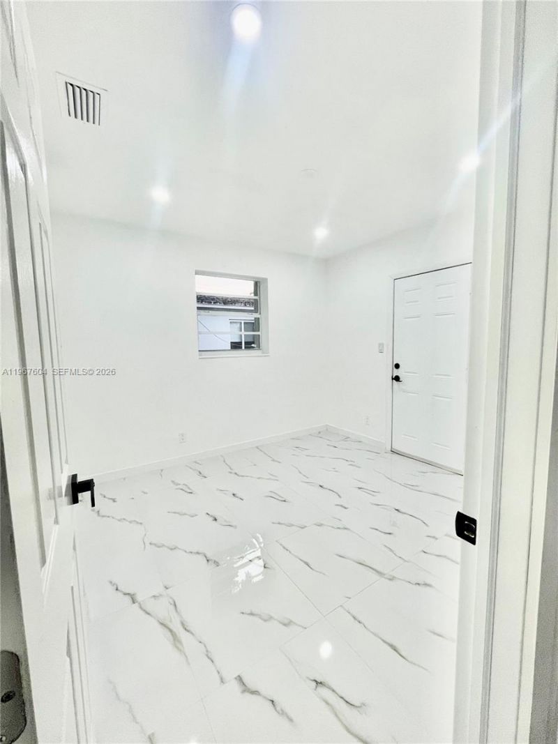 1409 NE 151st Ter, Unit 1409, North Miami Beach, FL 33162 Photo