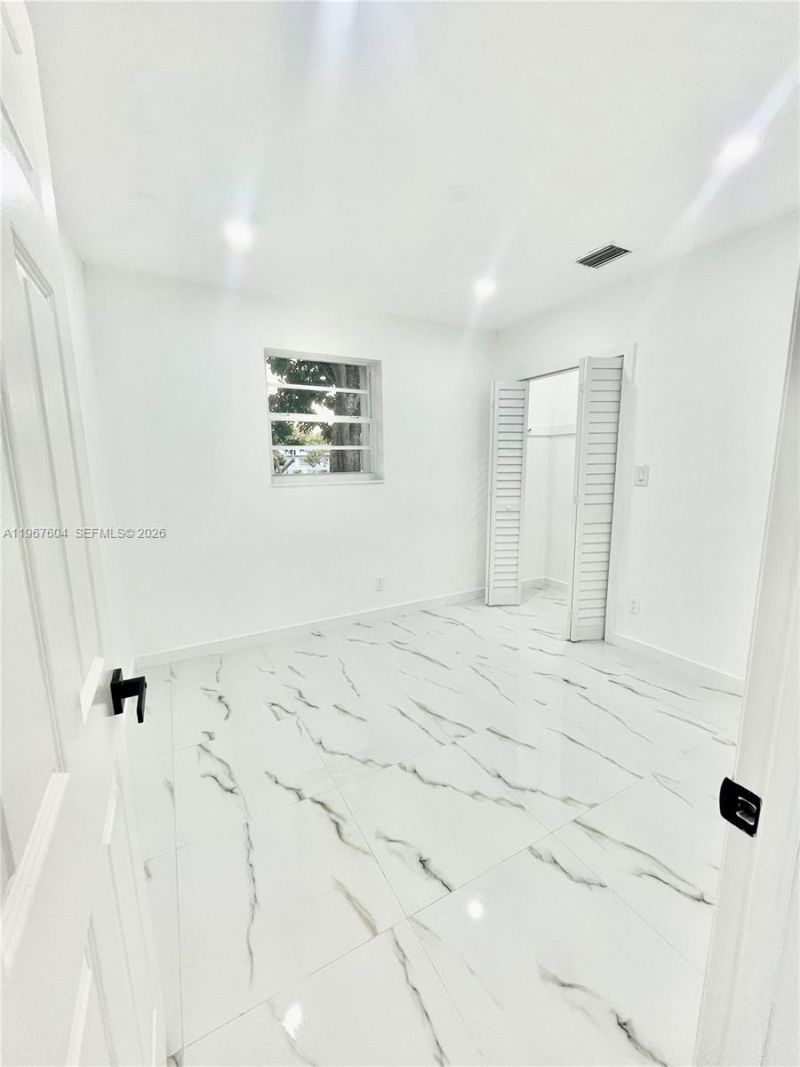 1409 NE 151st Ter, Unit 1409, North Miami Beach, FL 33162 Photo