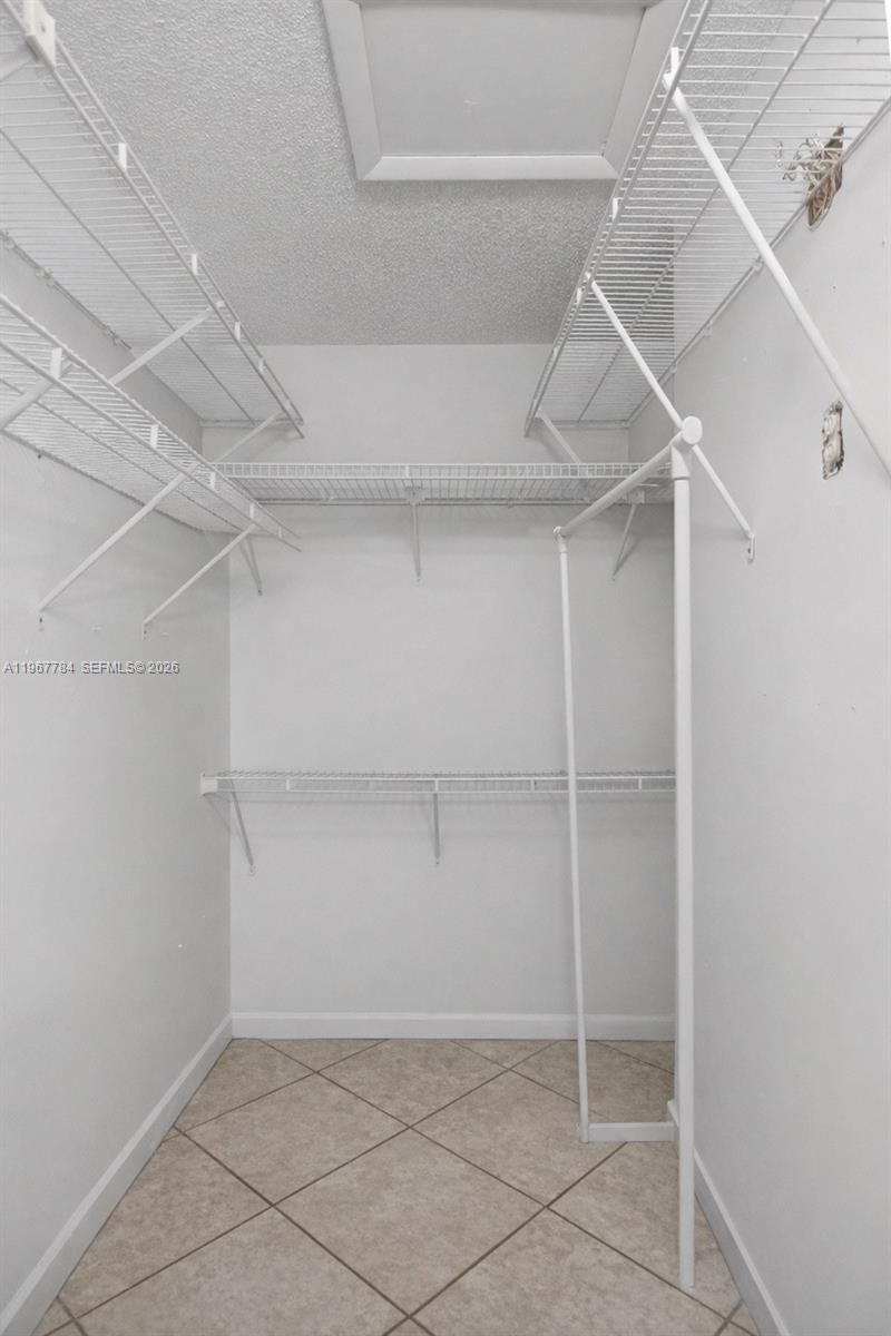 8859 NW 110th Ln, Hialeah Gardens, FL 33018 Photo