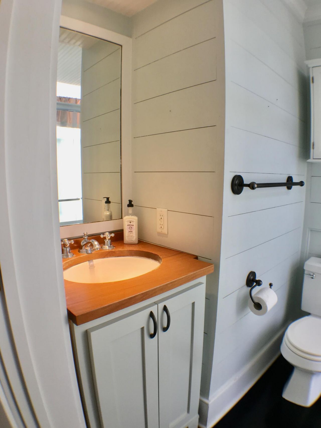 251 Meeting Street Photo 9