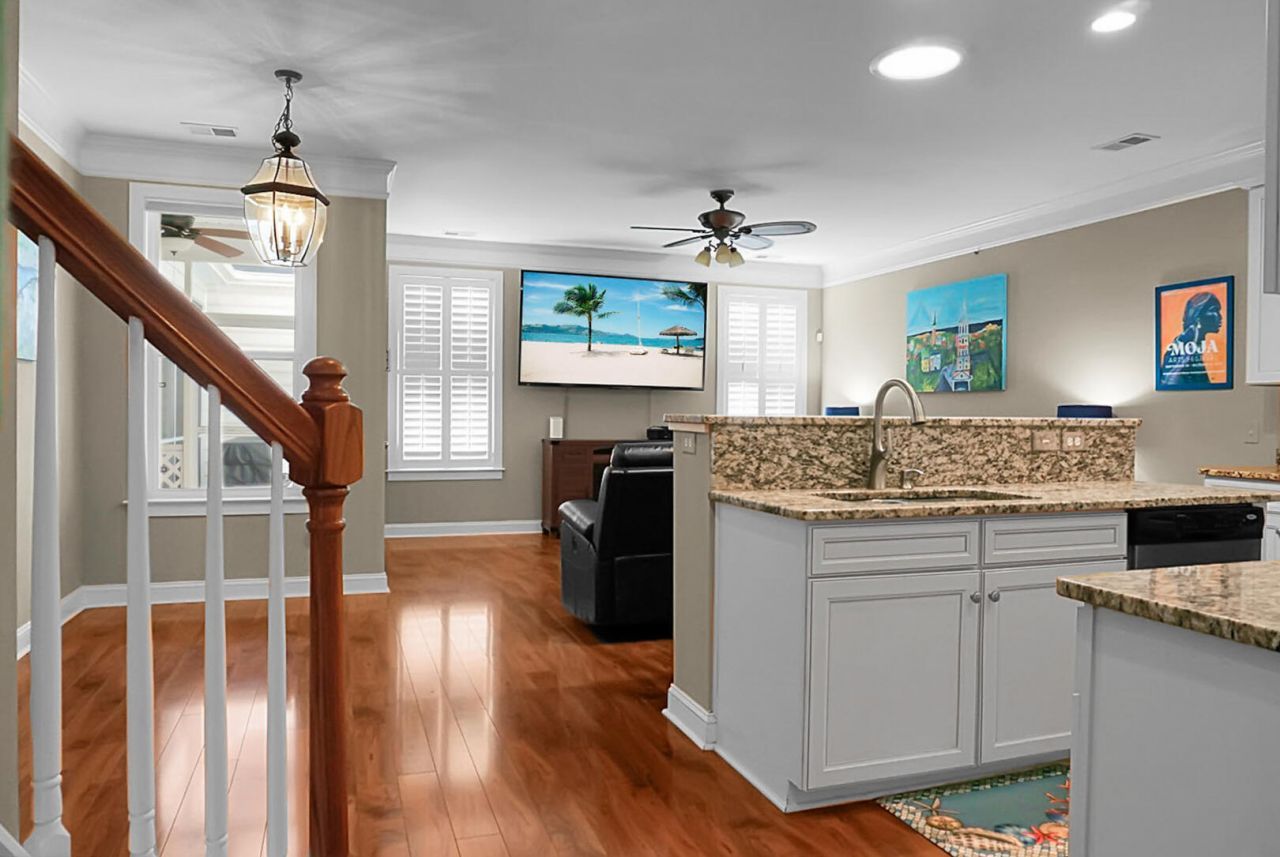 3034 Scuba Drive Photo 8