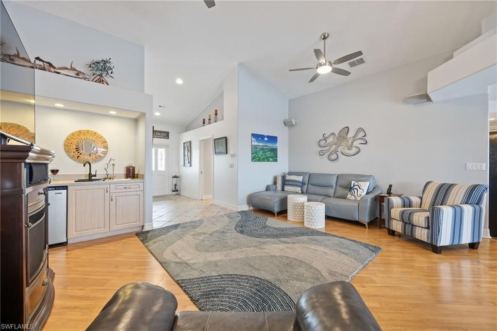 12249 Moon Shell Dr , Matlacha Isles, FL 33991 Photo