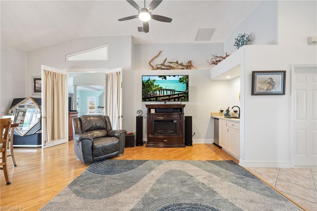 12249 Moon Shell Dr , Matlacha Isles, FL 33991 Photo