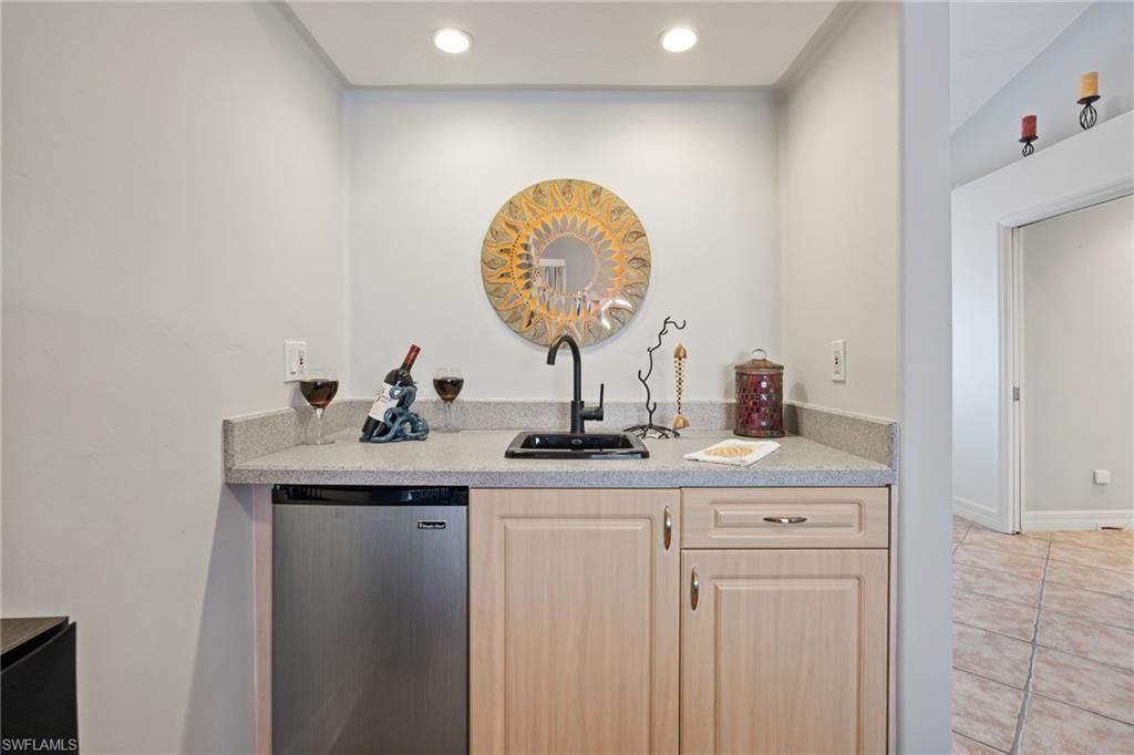 12249 Moon Shell Dr , Matlacha Isles, FL 33991 Photo