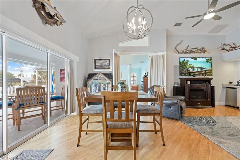 12249 Moon Shell Dr , Matlacha Isles, FL 33991 Photo