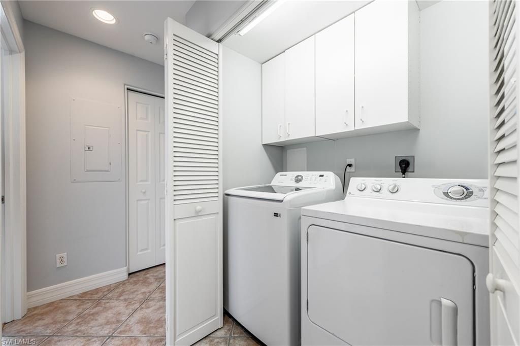 12249 Moon Shell Dr , Matlacha Isles, FL 33991 Photo