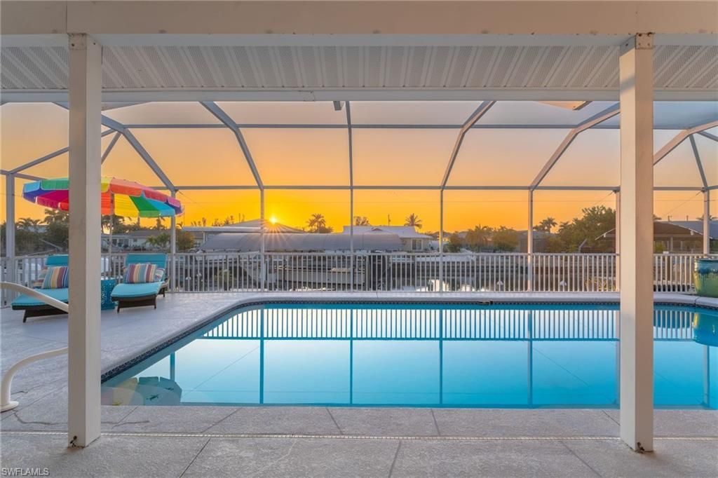 12249 Moon Shell Dr , Matlacha Isles, FL 33991 Photo