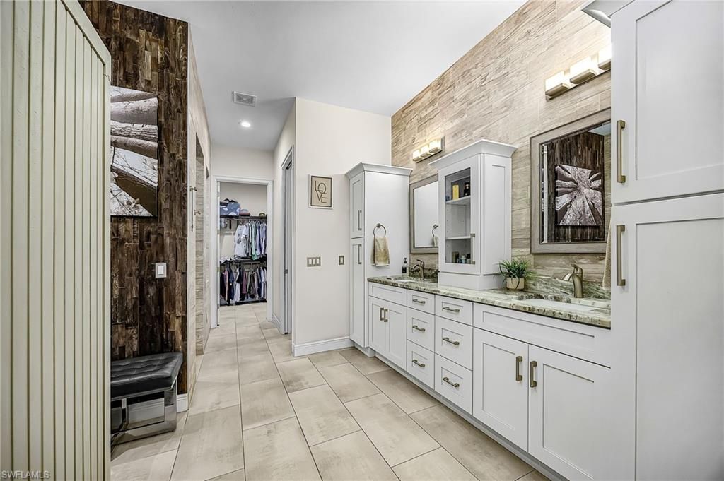 2134 SE 18th Ave , Cape Coral, FL 33990 Photo