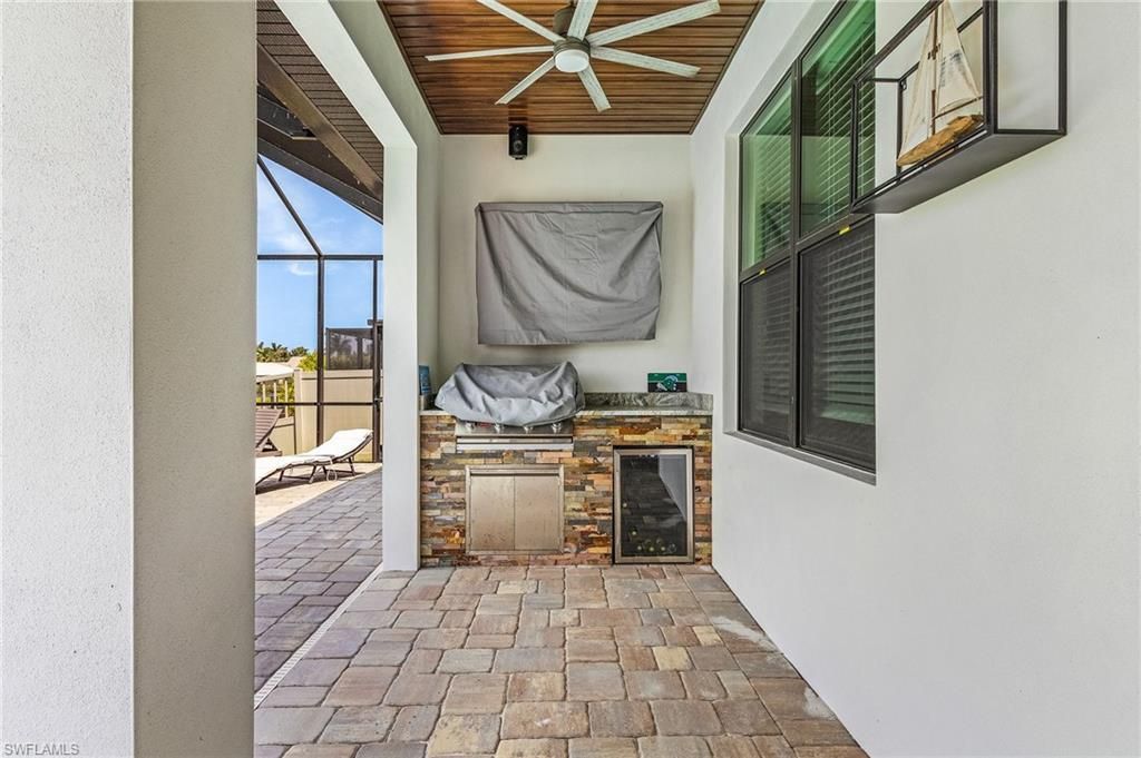 2134 SE 18th Ave , Cape Coral, FL 33990 Photo