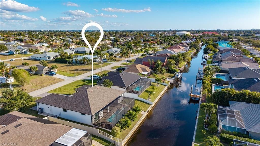 2134 SE 18th Ave , Cape Coral, FL 33990 Photo