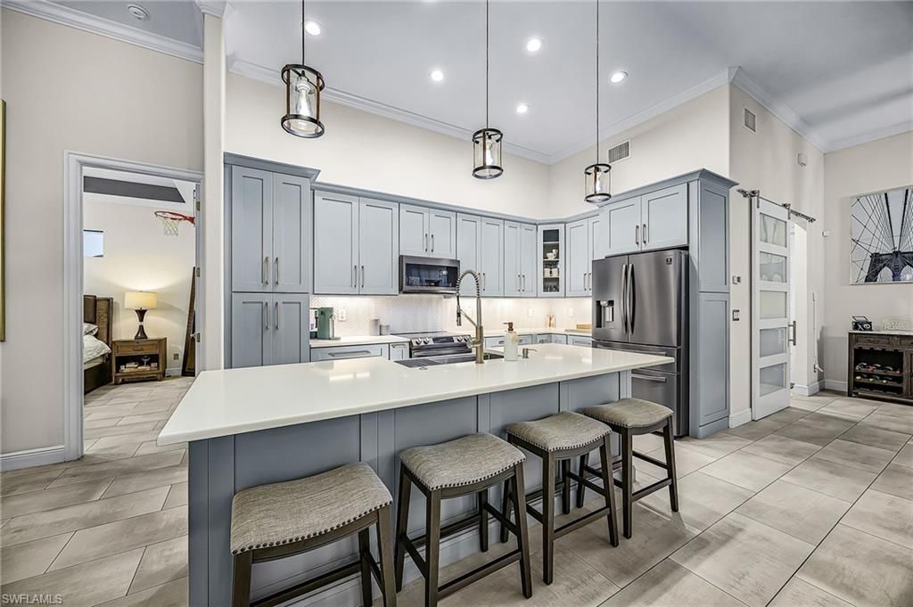 2134 SE 18th Ave , Cape Coral, FL 33990 Photo