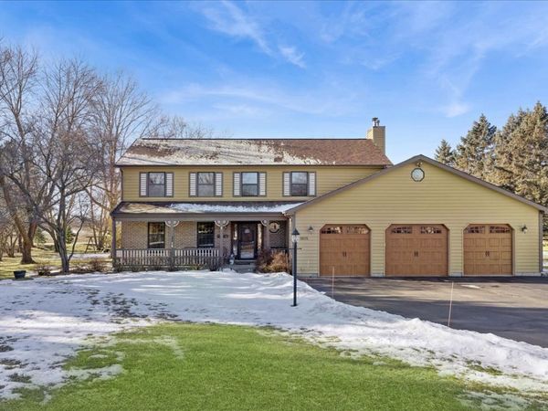 1805 Brixham Lane, Johnsburg, IL 60051