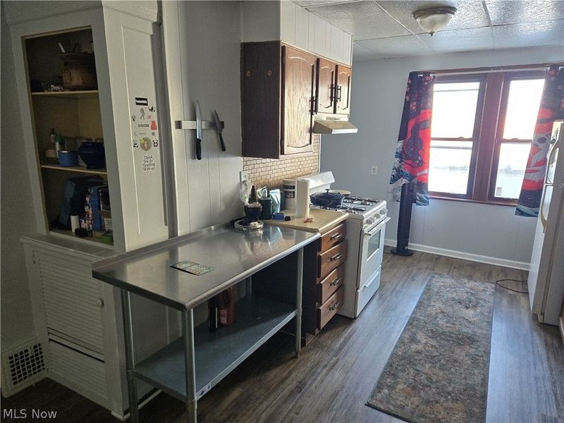 5767 Ridge Road, Parma, OH 44129 Photo 5