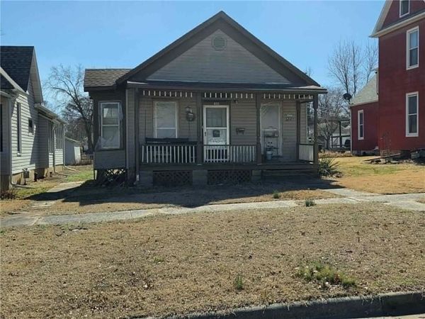 410 W 8th Street, Fort Scott, KS 66701