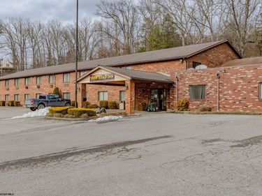 357 Beverly, Elkins, WV 26241