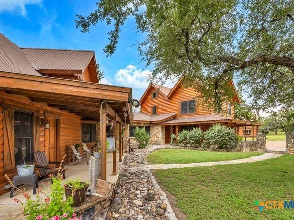 700 Ledgerock Road, Wimberley, TX 78676