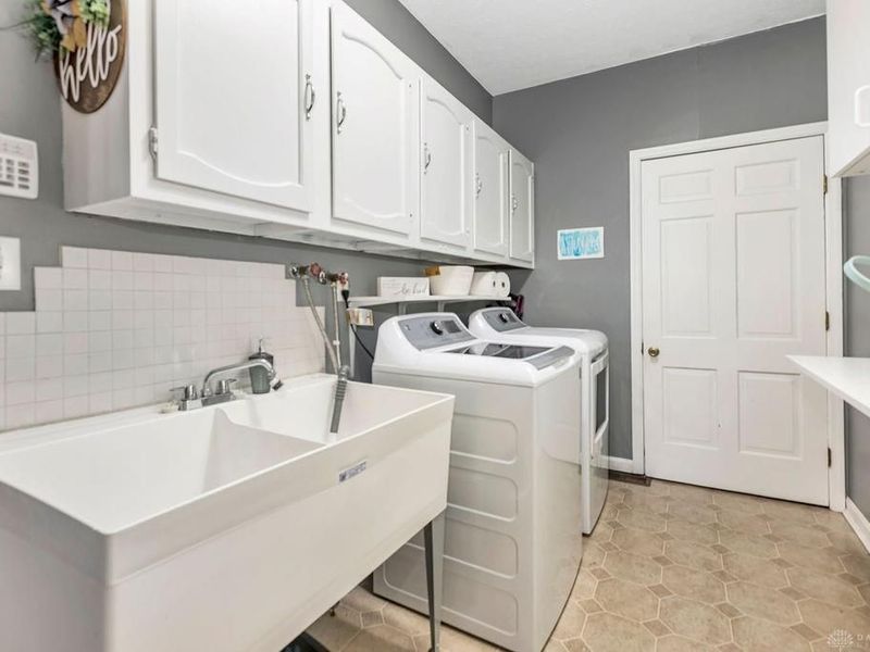 7118 Kirkcaldy Drive, West Chester, OH 45069 Photo 19