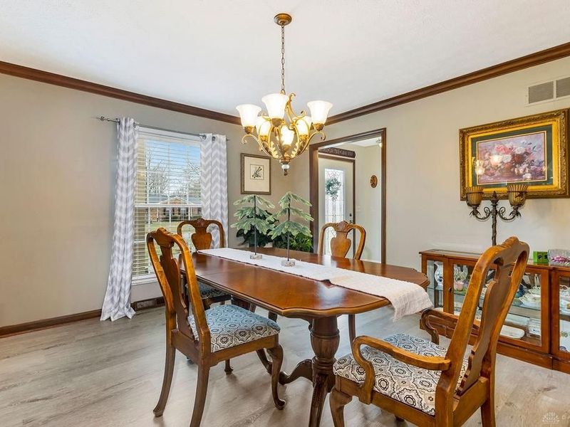 7118 Kirkcaldy Drive, West Chester, OH 45069 Photo 4