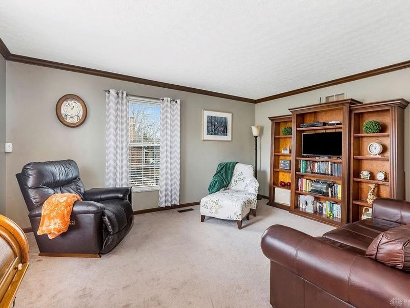 7118 Kirkcaldy Drive, West Chester, OH 45069 Photo 5