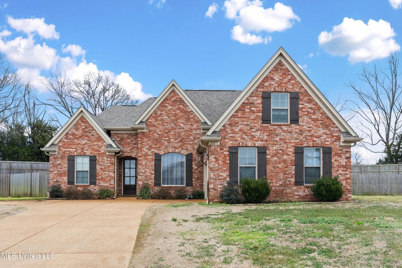 214 Eagle View Drive Senatobia, MS 38668