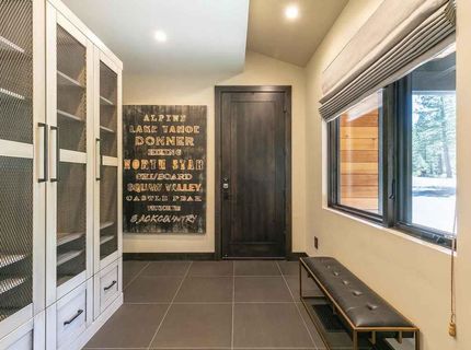 7770 Lahontan Drive, Truckee, CA 96161 Photo