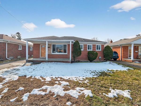 11214 Mae Avenue, Warren, MI 48089