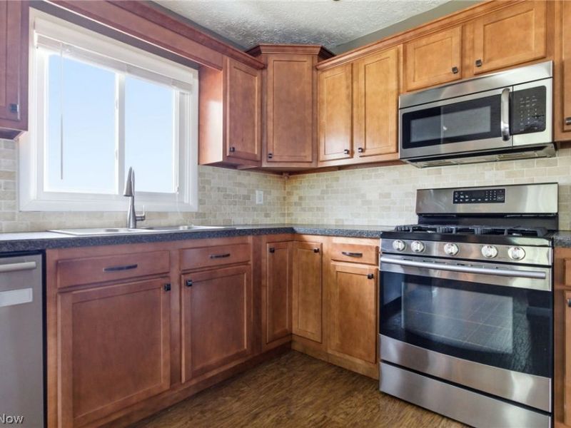 5132 Ridgeglen Circle NW, Canton, OH 44708 Photo 11