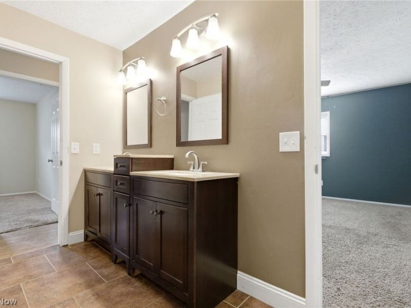 5132 Ridgeglen Circle NW, Canton, OH 44708 Photo 19