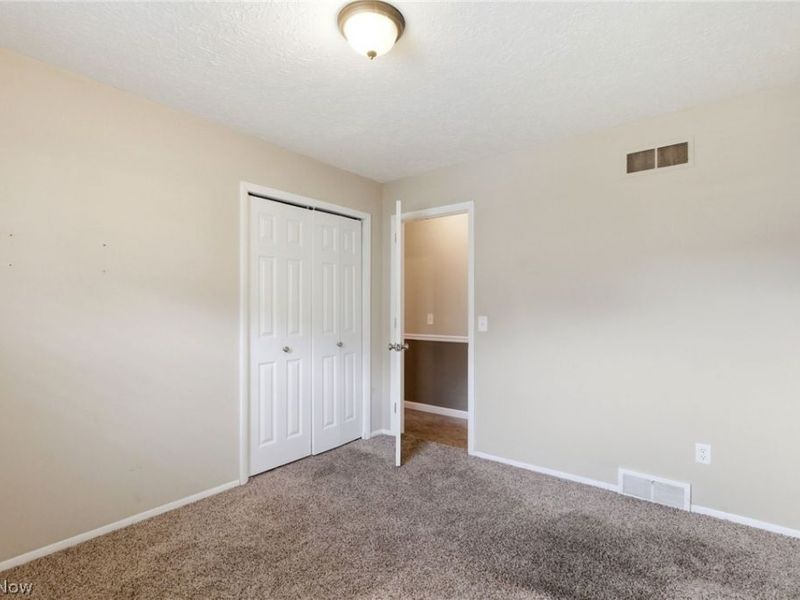 5132 Ridgeglen Circle NW, Canton, OH 44708 Photo 23