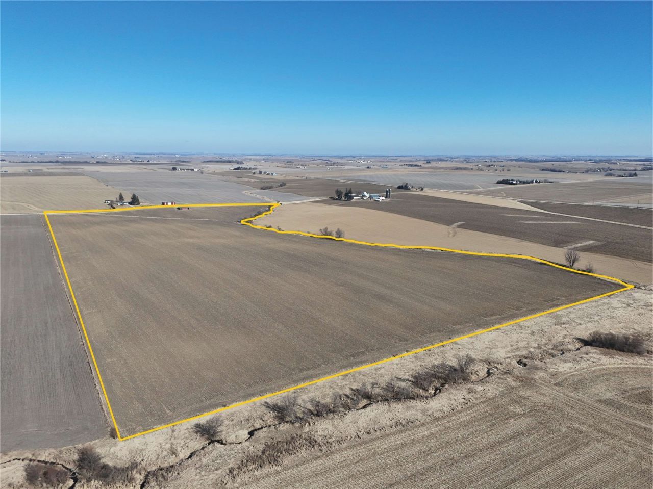 1748 190th St, Clarence, IA 52216 Main Photo