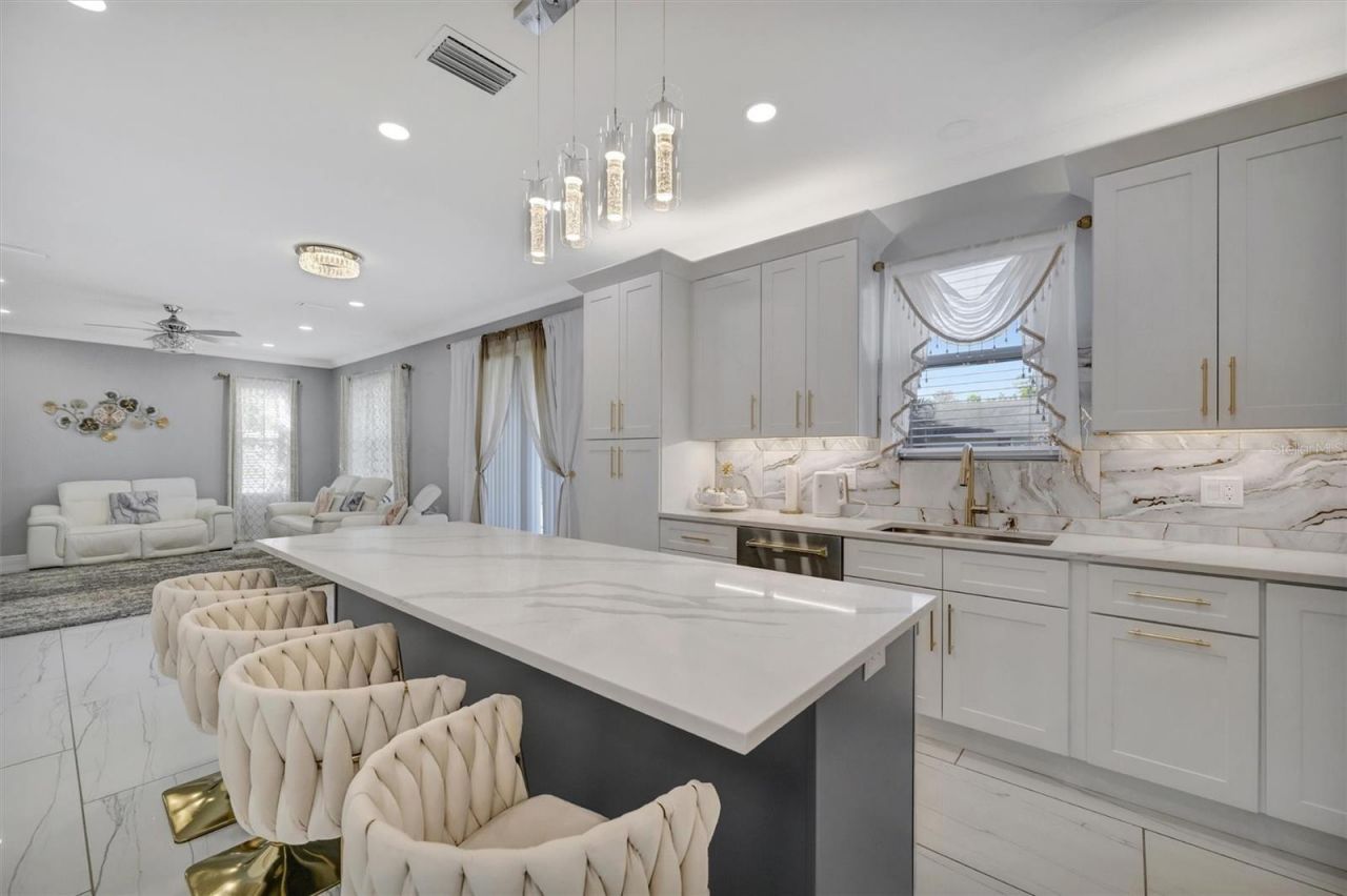 7618 16th Court, Sarasota, FL 34243 Photo