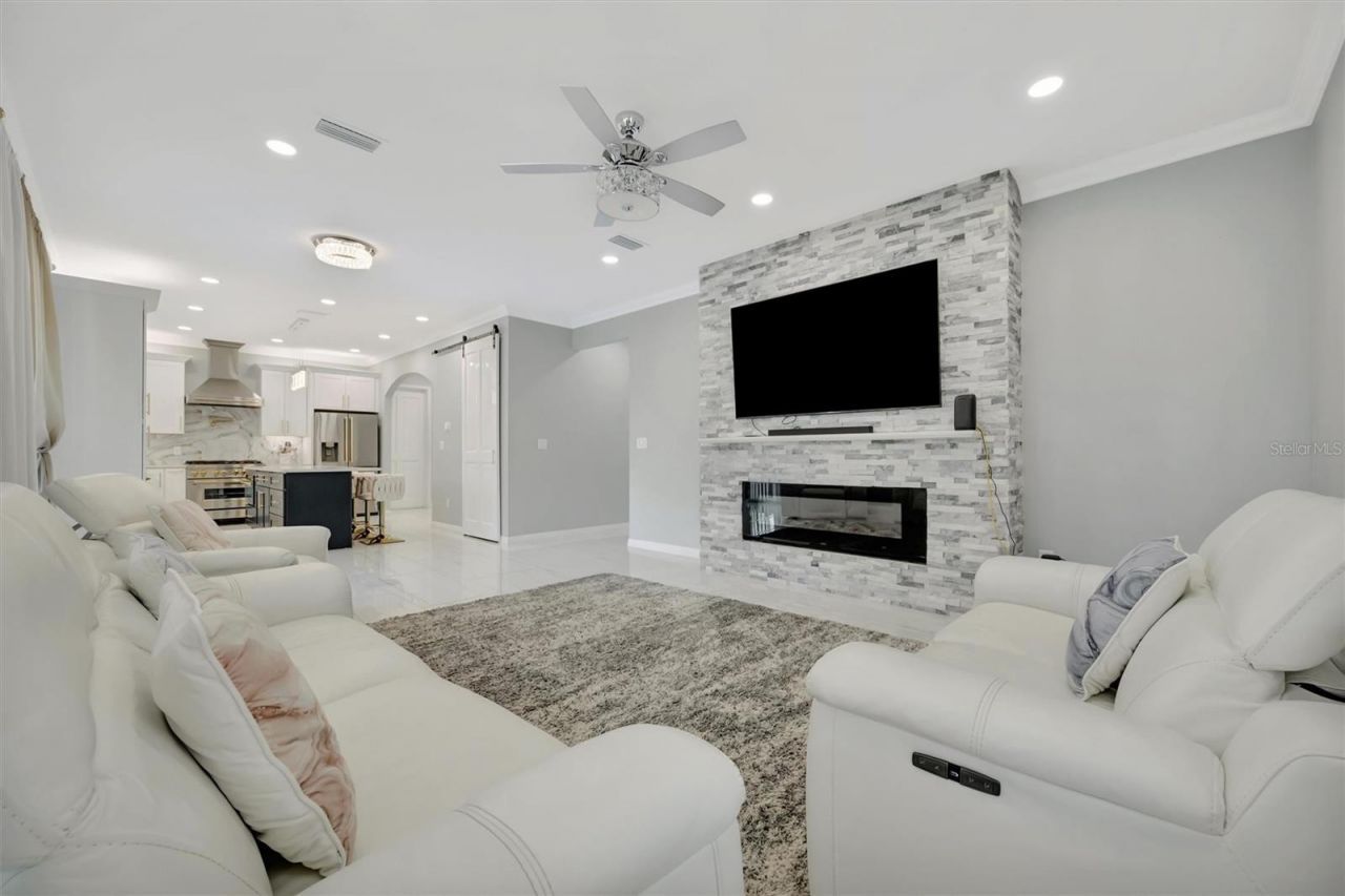 7618 16th Court, Sarasota, FL 34243 Photo