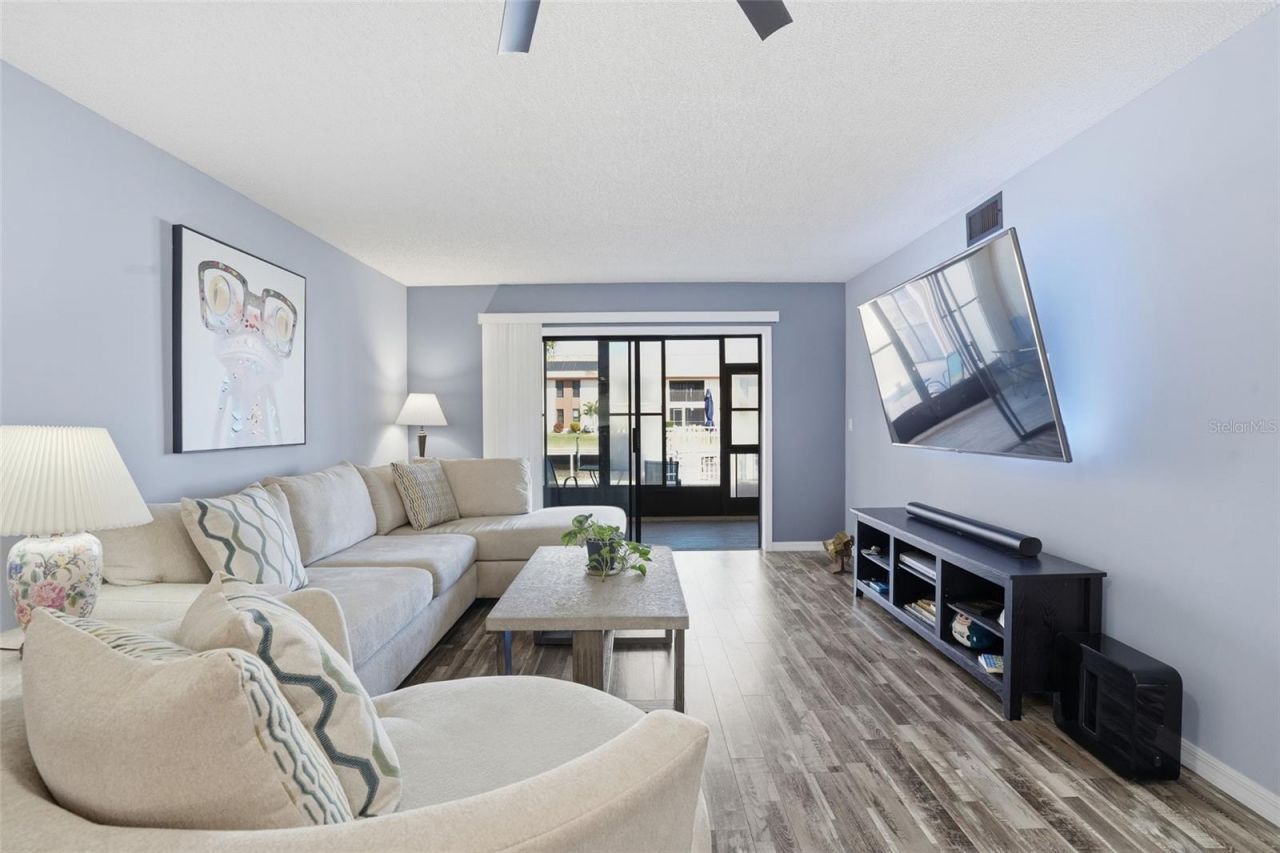 1009 SE 46th Lane, Unit 104, Cape Coral, FL 33904 Photo