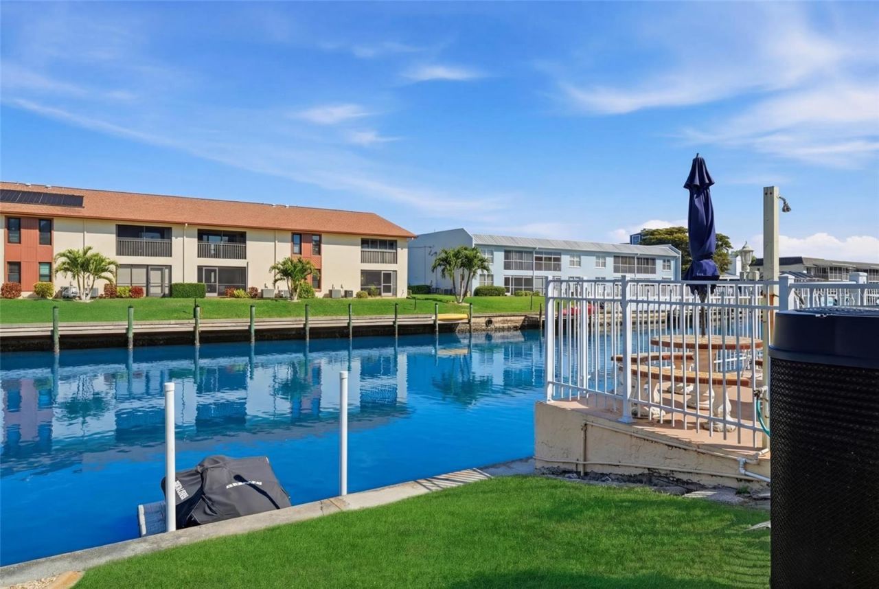 1009 SE 46th Lane, Unit 104, Cape Coral, FL 33904 Photo