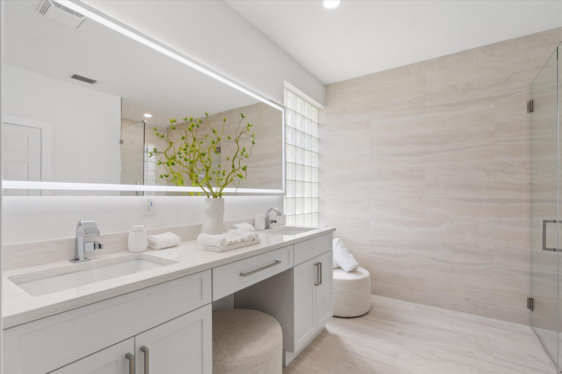 7585 Las Cruces Court, Boynton Beach, FL 33437 Photo