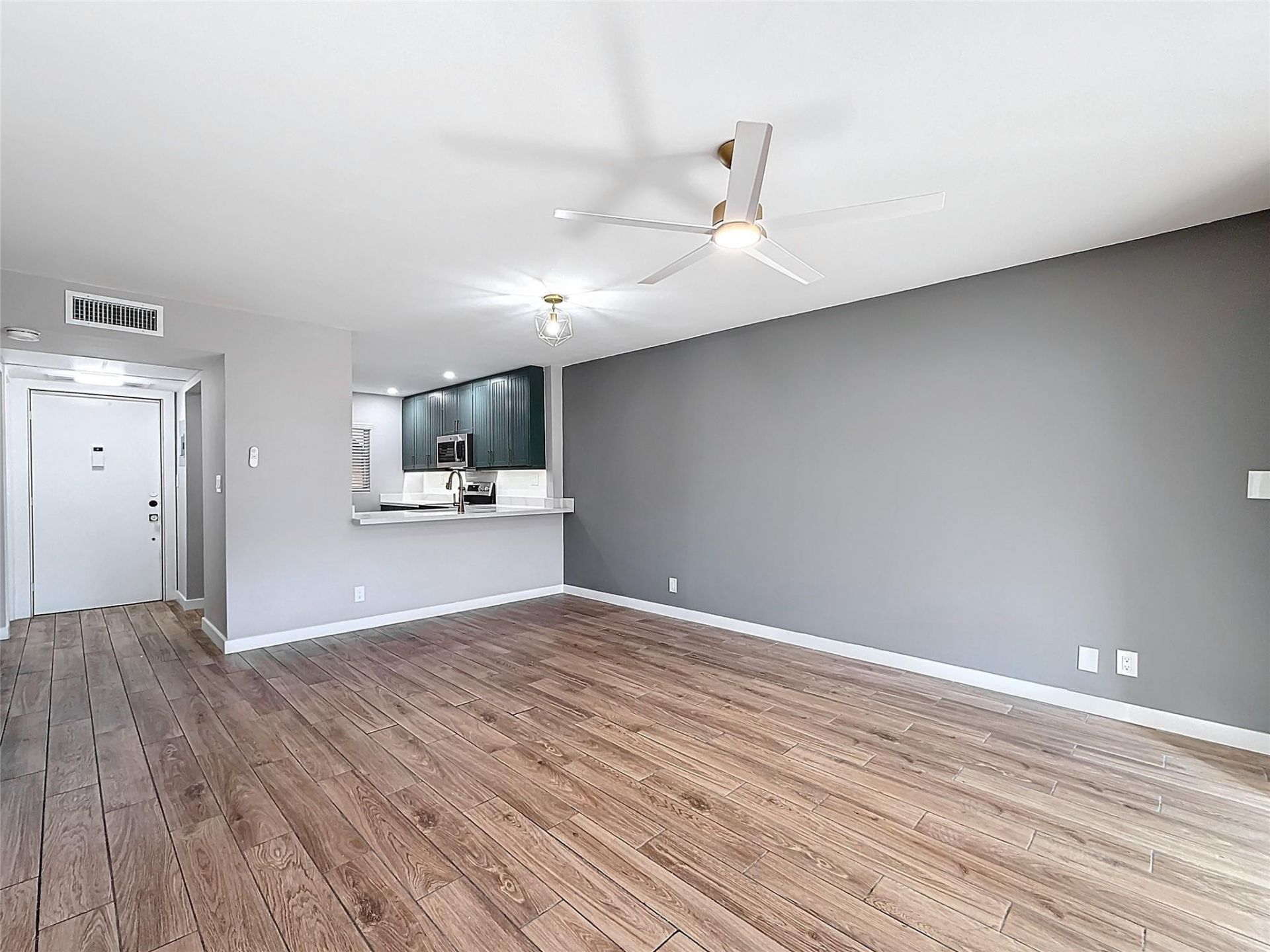 8818 W Mcnab Road, Unit 103, Tamarac, FL 33321 Photo