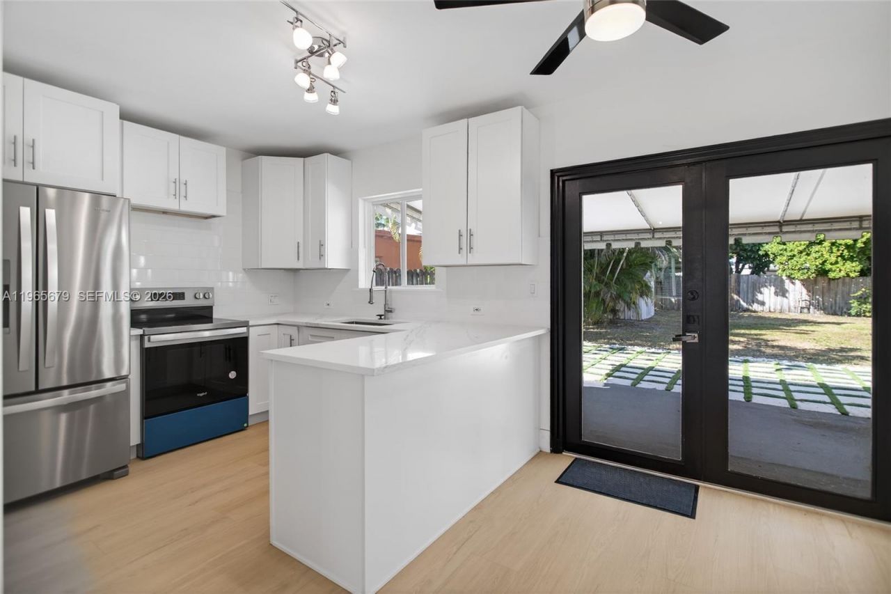 1113 N Victoria Park Rd , Fort Lauderdale, FL 33304 Photo