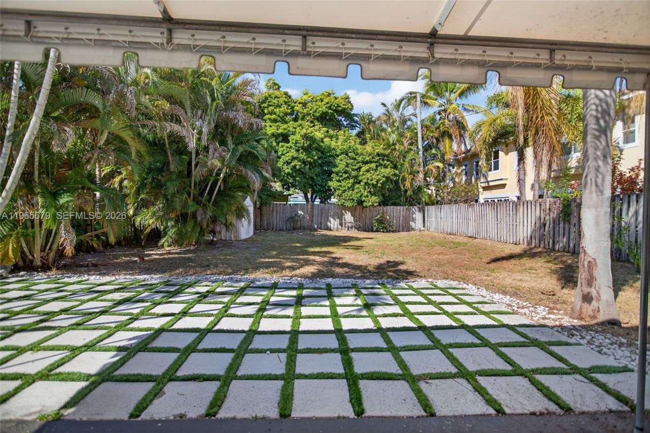 1113 N Victoria Park Rd , Fort Lauderdale, FL 33304 Photo