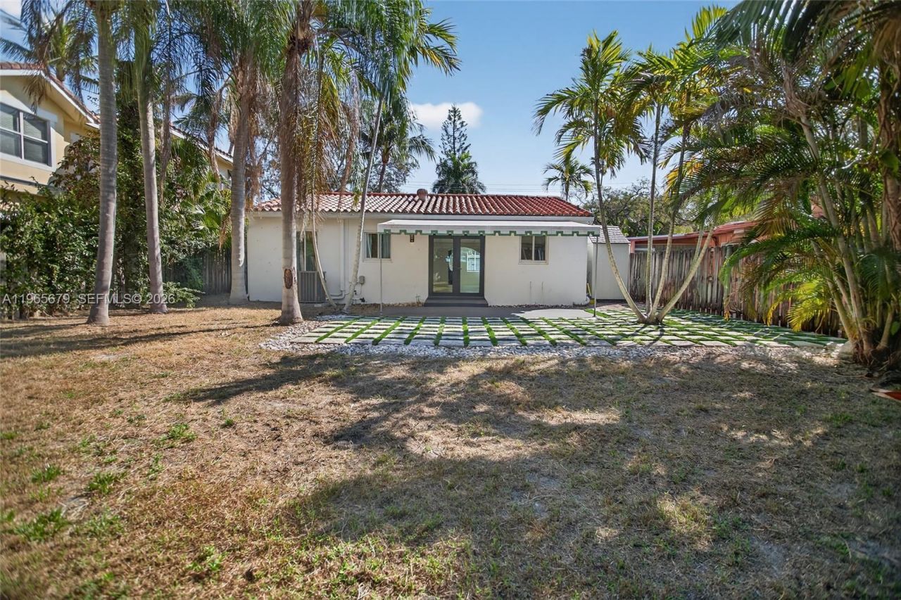 1113 N Victoria Park Rd , Fort Lauderdale, FL 33304 Photo