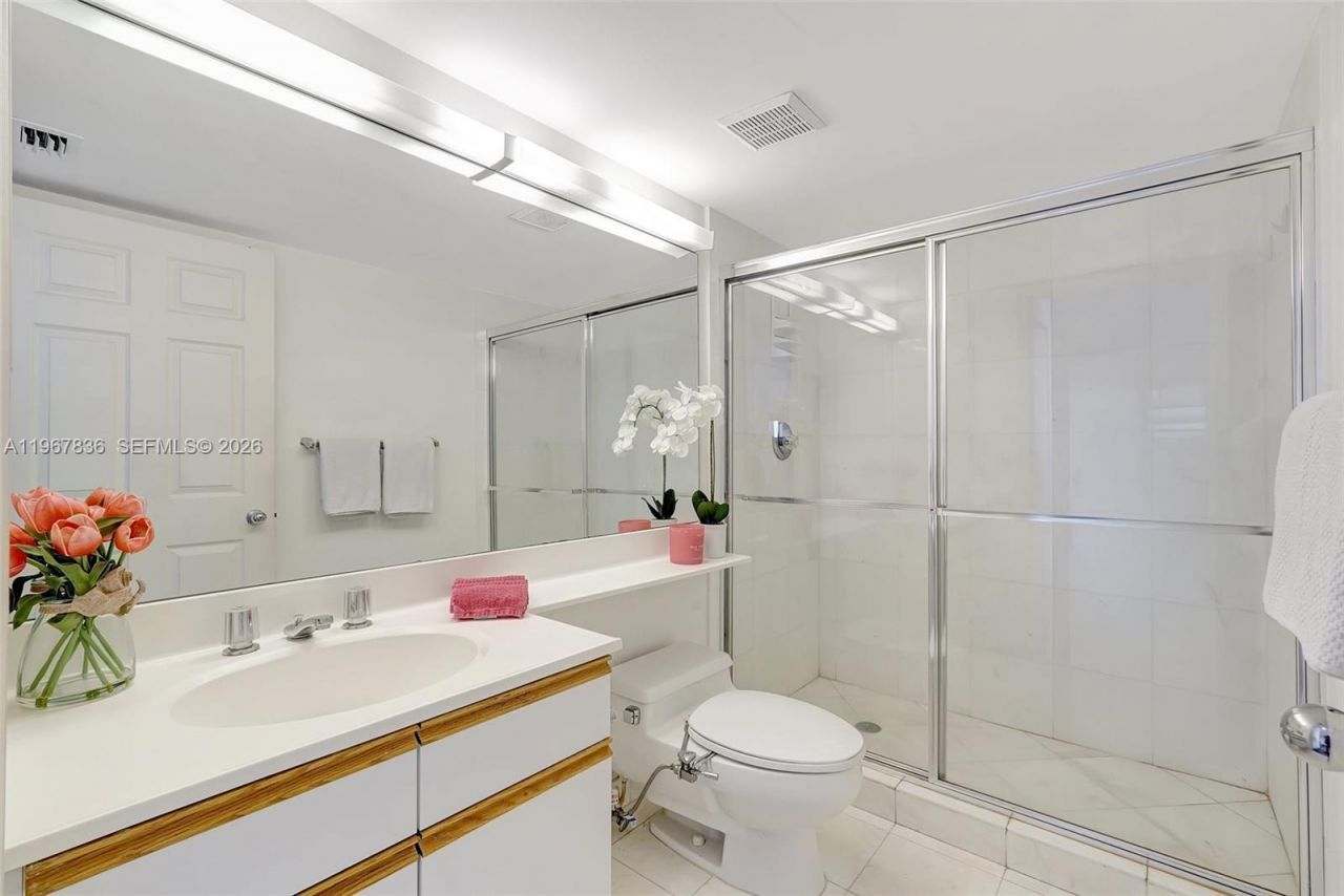 3530 Mystic Pointe Dr, Unit 2903, Aventura, FL 33180 Photo