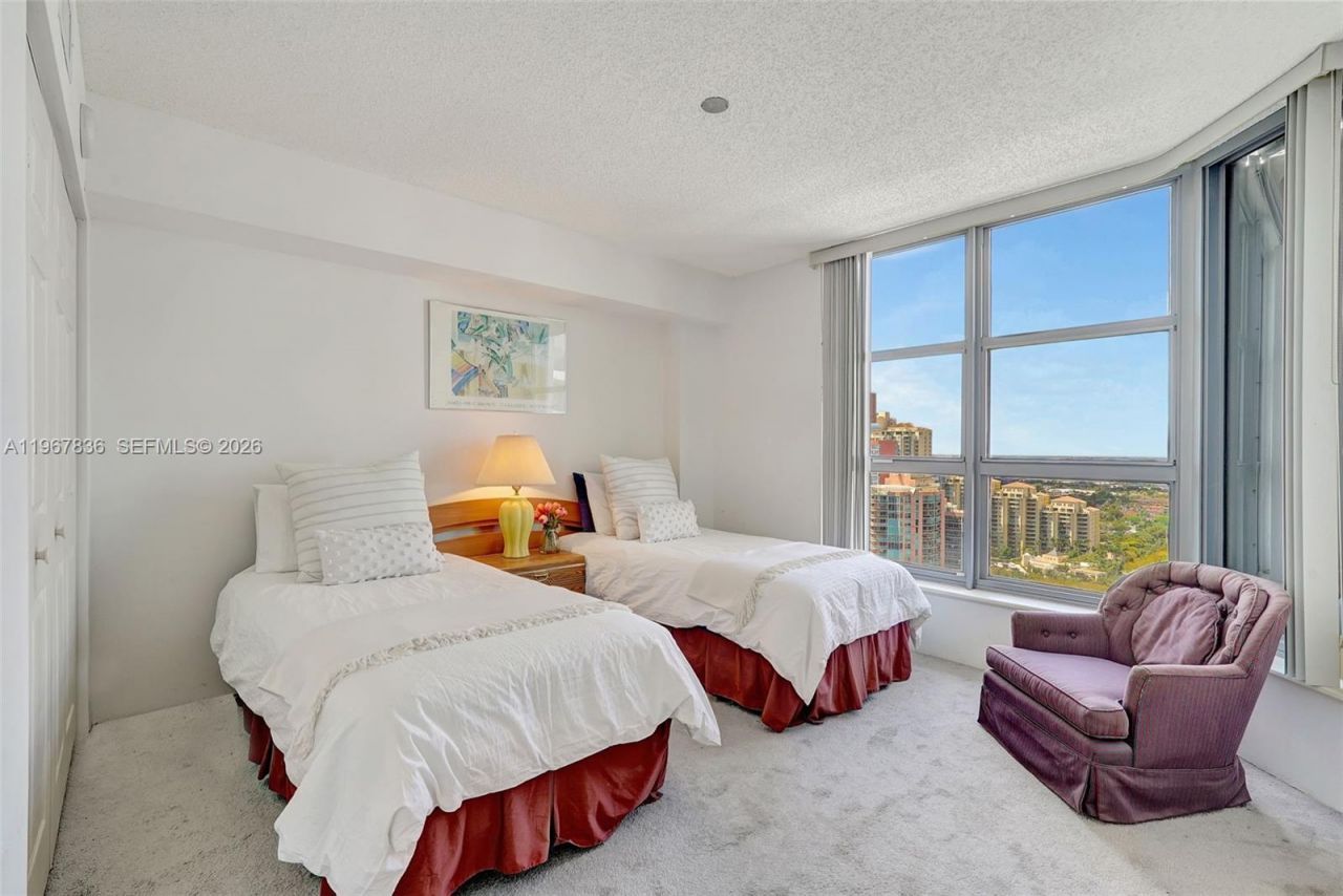 3530 Mystic Pointe Dr, Unit 2903, Aventura, FL 33180 Photo