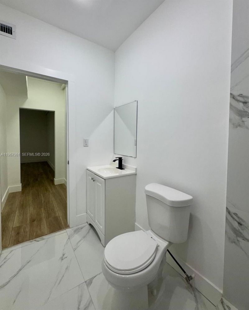 842 Himmarshee St , Unit 3, Fort Lauderdale, FL 33312 Photo