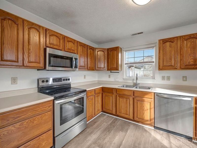 100 W Sycamore Street, Oxford, OH 45056 Photo 9